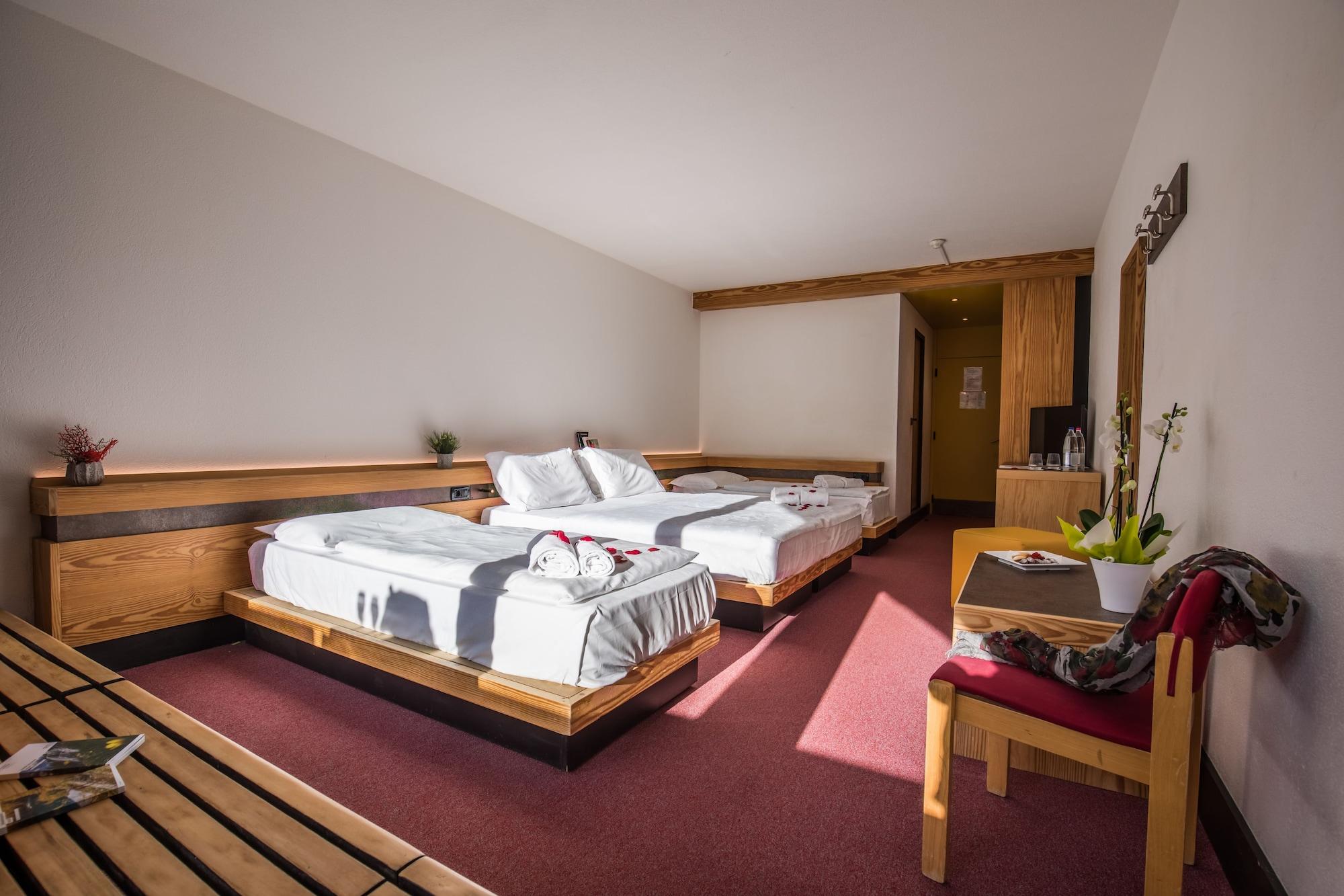 Blu Hotel Senales Zirm-Cristal マーゾ・コルト エクステリア 写真