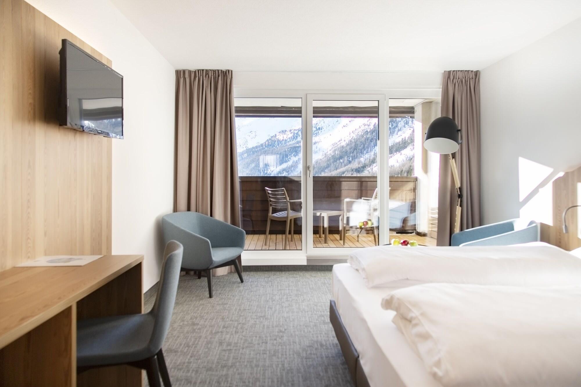 Blu Hotel Senales Zirm-Cristal マーゾ・コルト エクステリア 写真